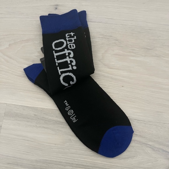 Brand New Men’s size 8-12 Socks (Office/Play Station/Friends) - Picture 7 of 10
